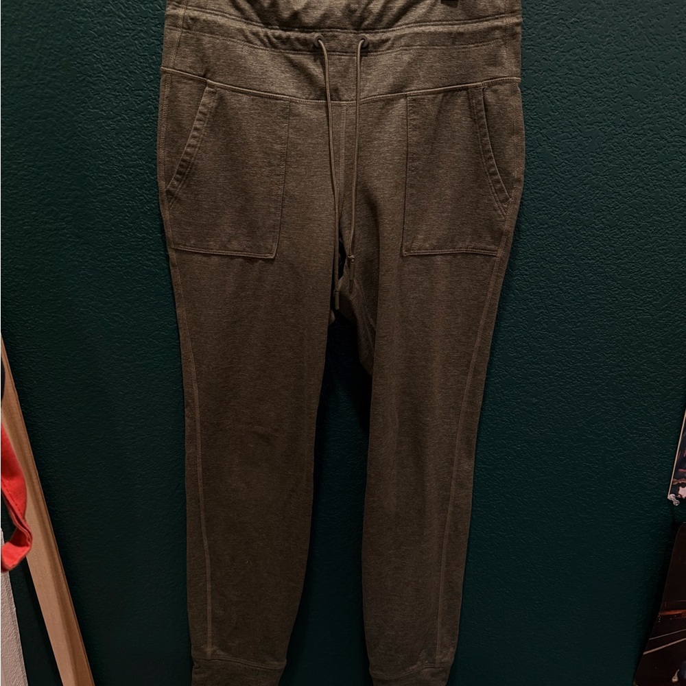 Old Navy Active Olive Leggings